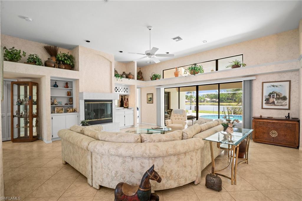 22691 Island Lakes Dr Property Photo 7
