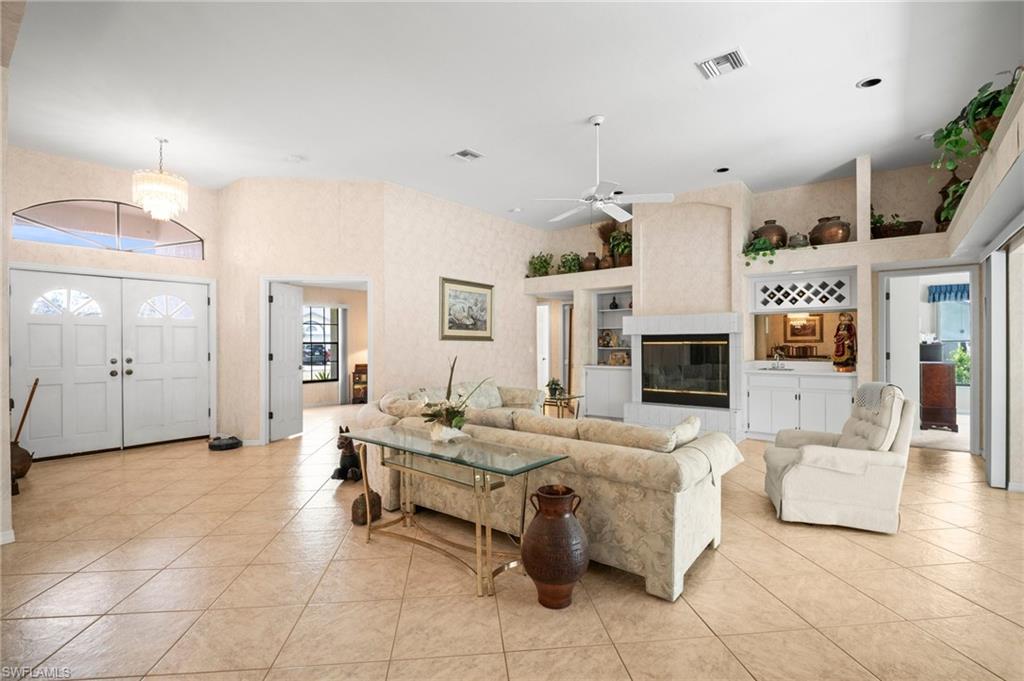 22691 Island Lakes Dr Property Photo 9