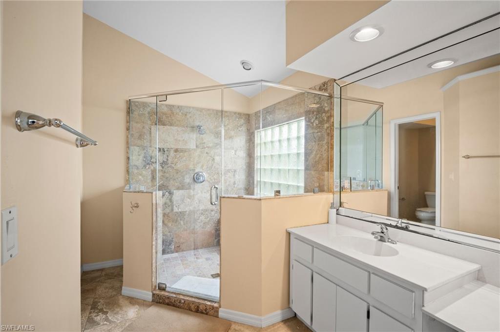 22691 Island Lakes Dr Property Photo 23