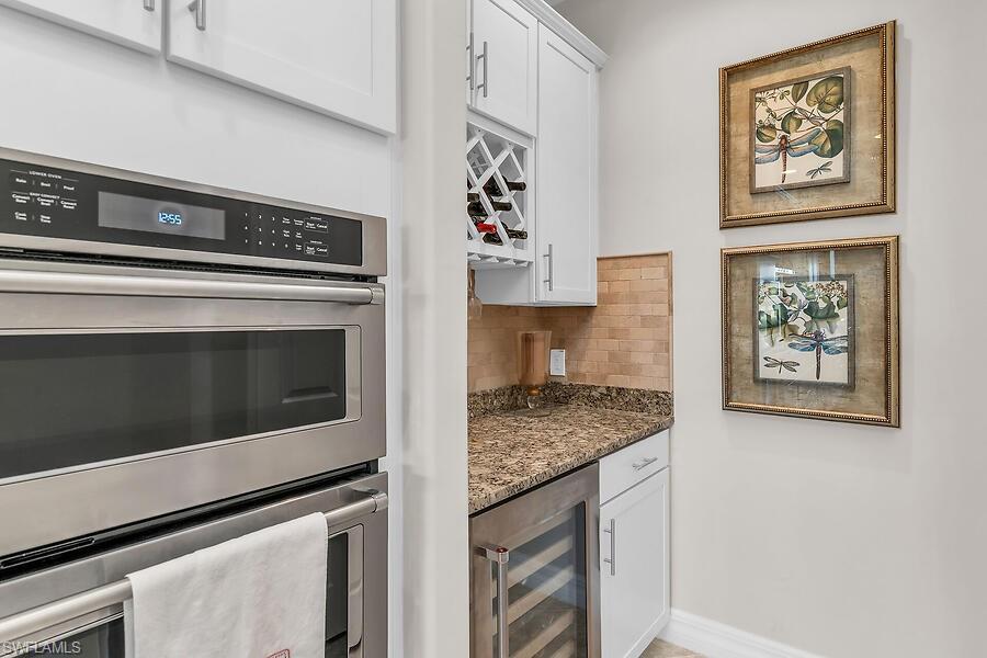 6230 Victory Dr Property Photo 7