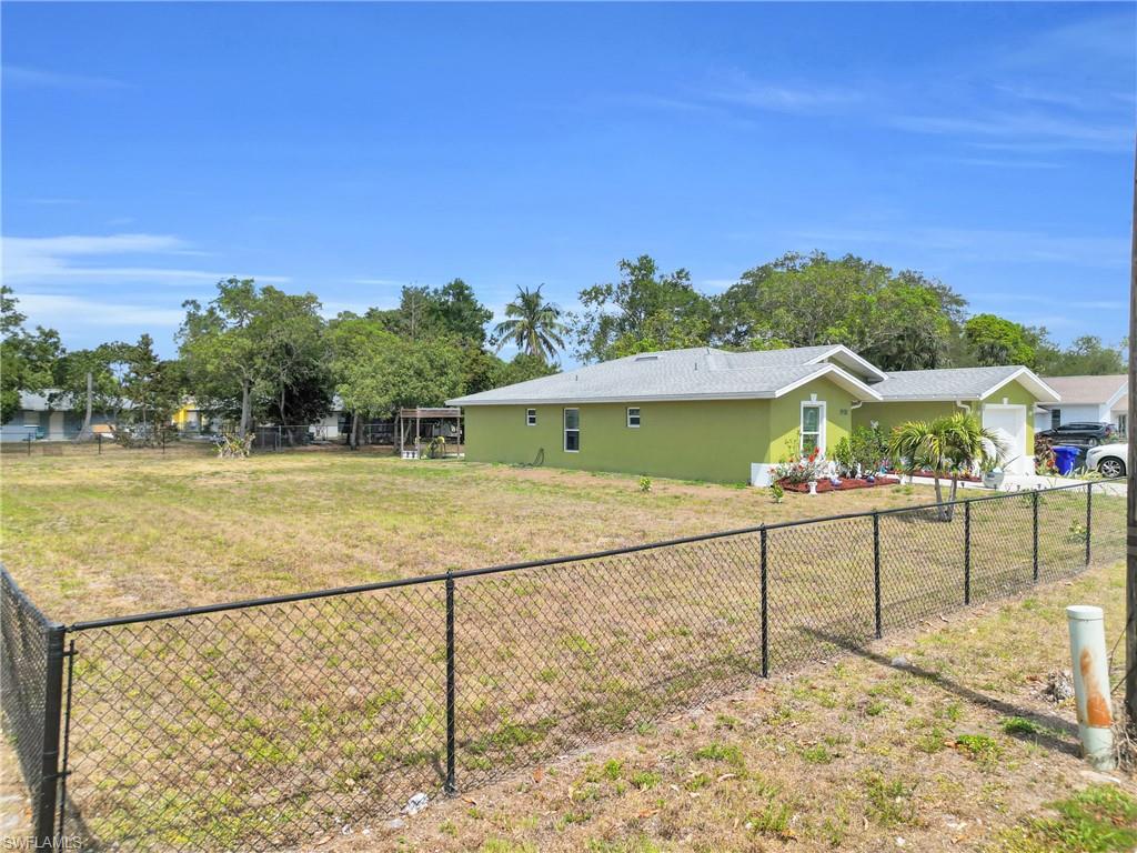 1938 Lillie St Property Photo 30