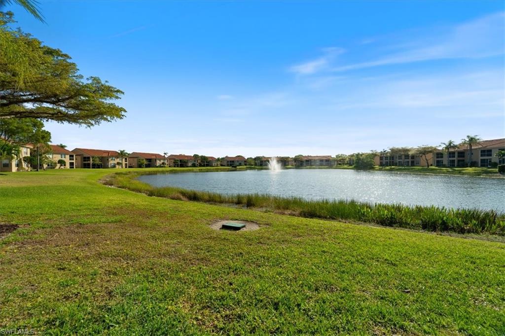 6560 Huntington Lakes Cir # 102 Property Photo 13
