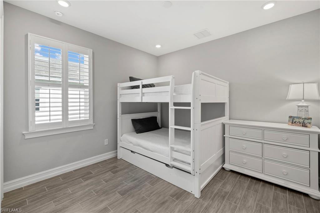 16500 Crescent Beach Way Property Photo 34