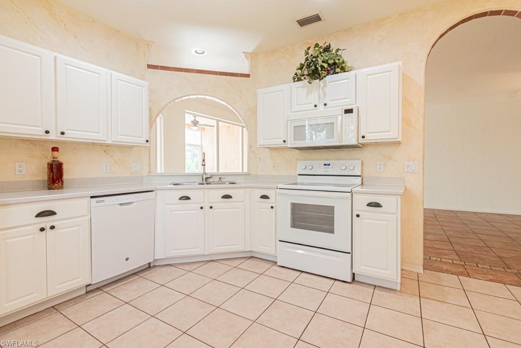 3301 Coconut Island Dr # 101 Property Photo 6