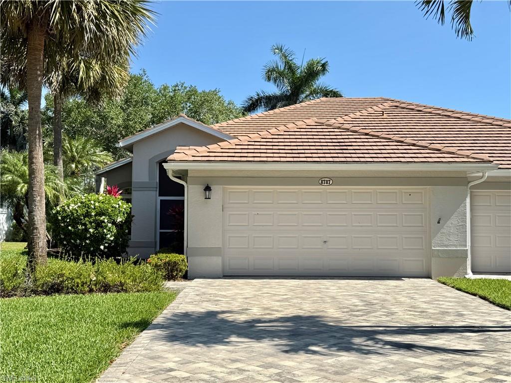 8787 Naples Heritage Dr # D16 Property Photo 1
