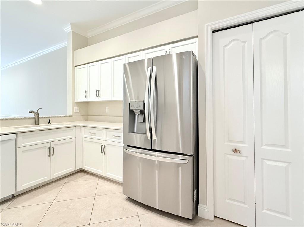8787 Naples Heritage Dr # D16 Property Photo 3