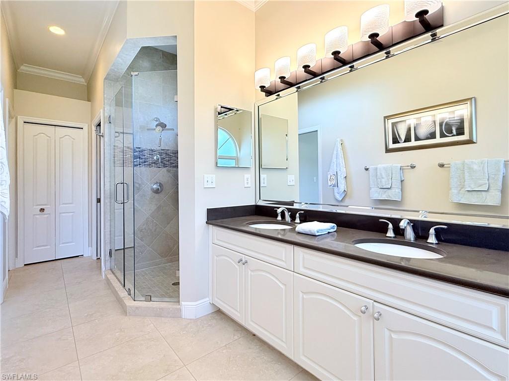 8787 Naples Heritage Dr # D16 Property Photo 9