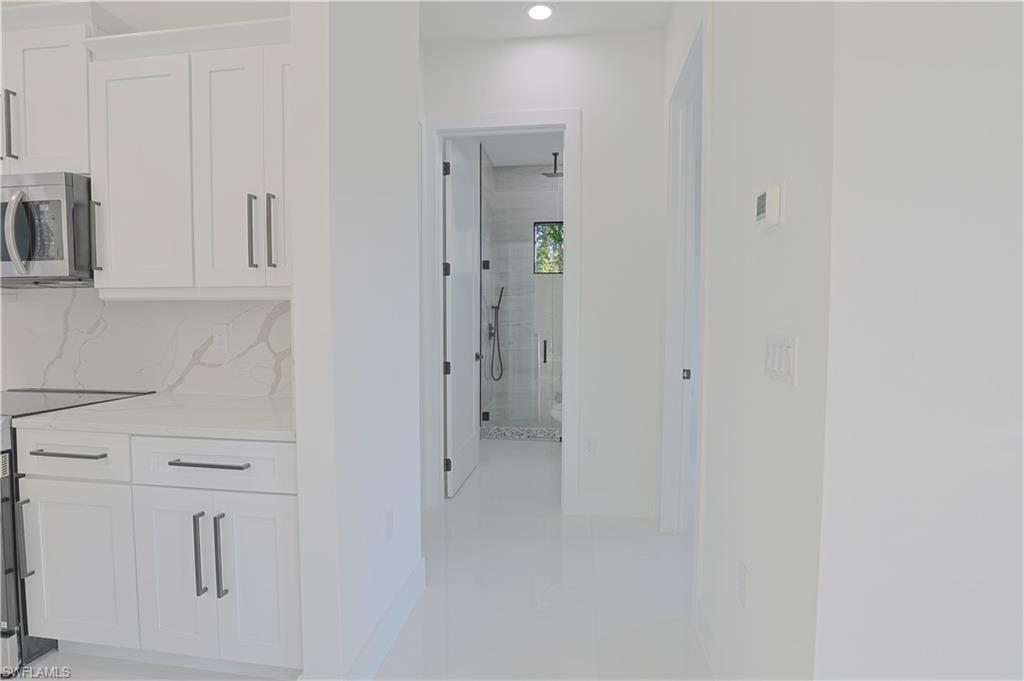 677 Delmonico St Property Photo 21