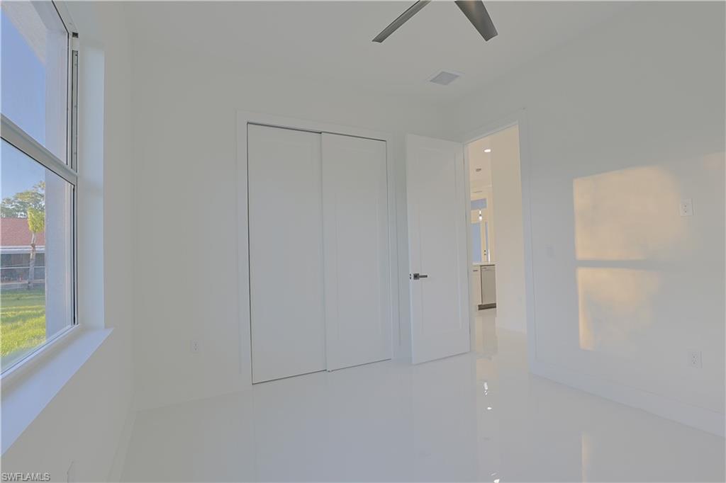 677 Delmonico St Property Photo 23