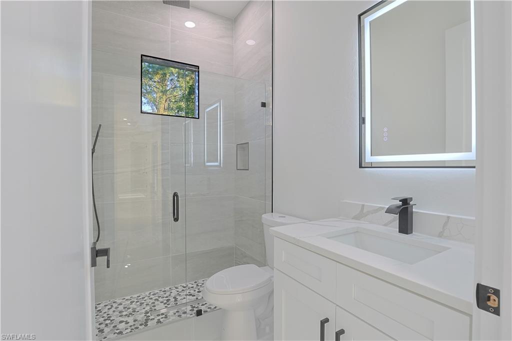 677 Delmonico St Property Photo 25