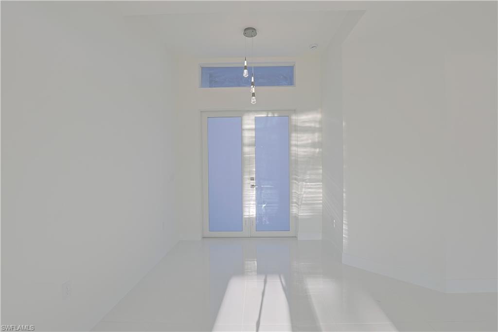 677 Delmonico St Property Photo 31