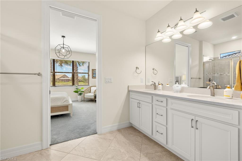 12022 Westmoreland Way Property Photo 17