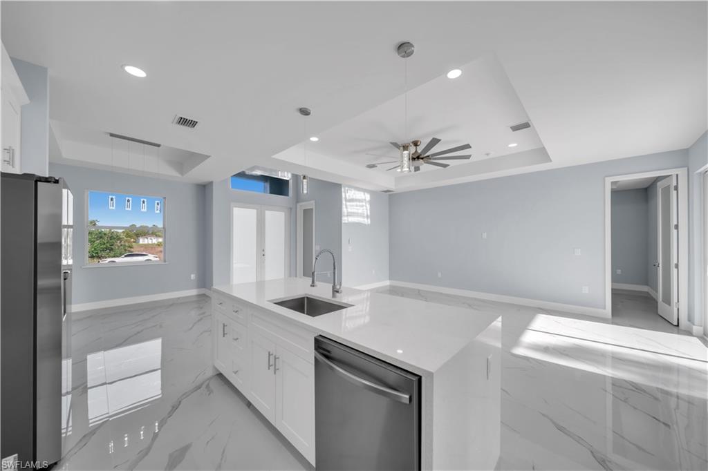 1095 Graystone Ave Property Photo 16