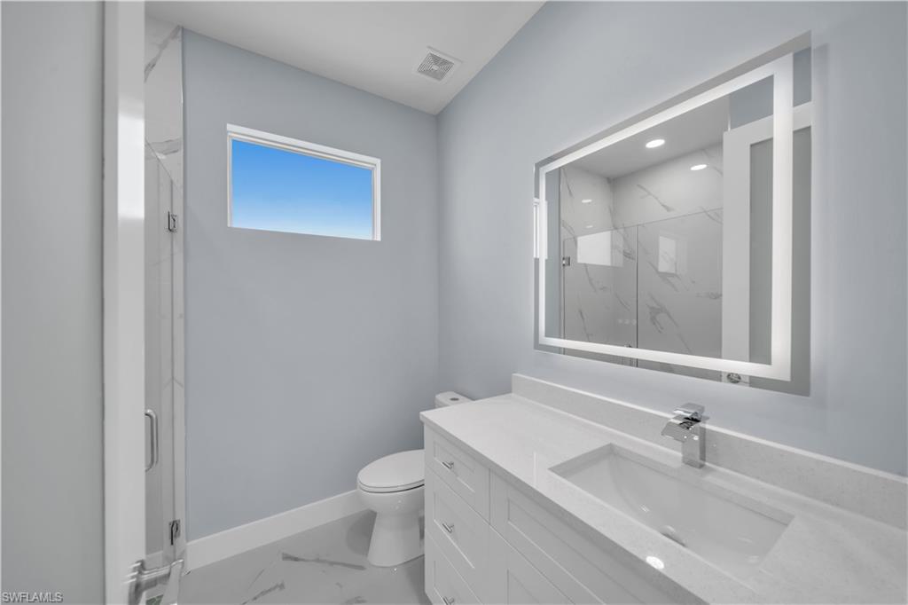 1095 Graystone Ave Property Photo 21