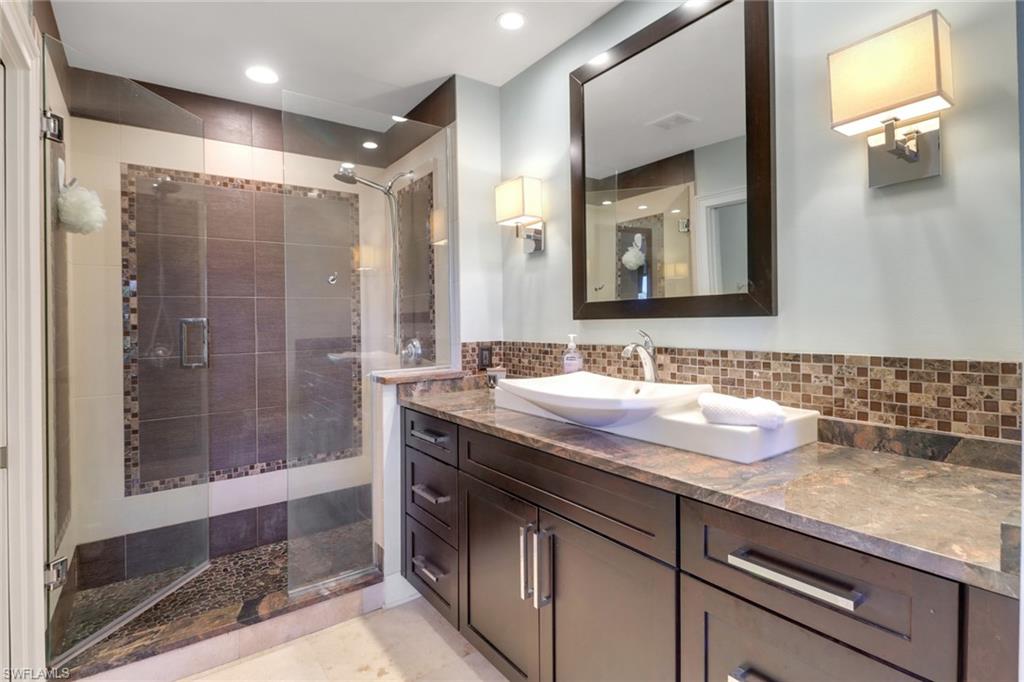 4650 Yacht Harbor Dr # 125 Property Photo 16