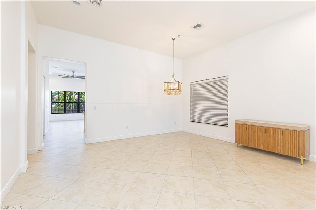 5189 Salerno St Property Photo 6