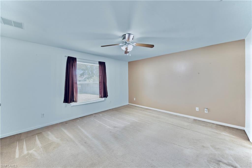 3326 12th St W Property Photo 11