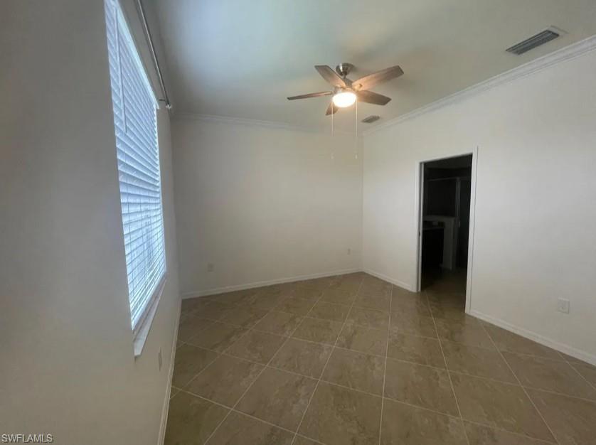 2035 Wellington St Property Photo 7