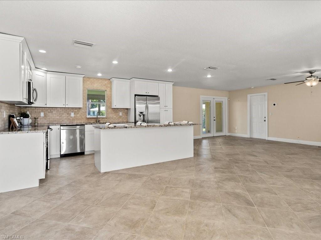 30 Hawaii Blvd # 30 Property Photo 5