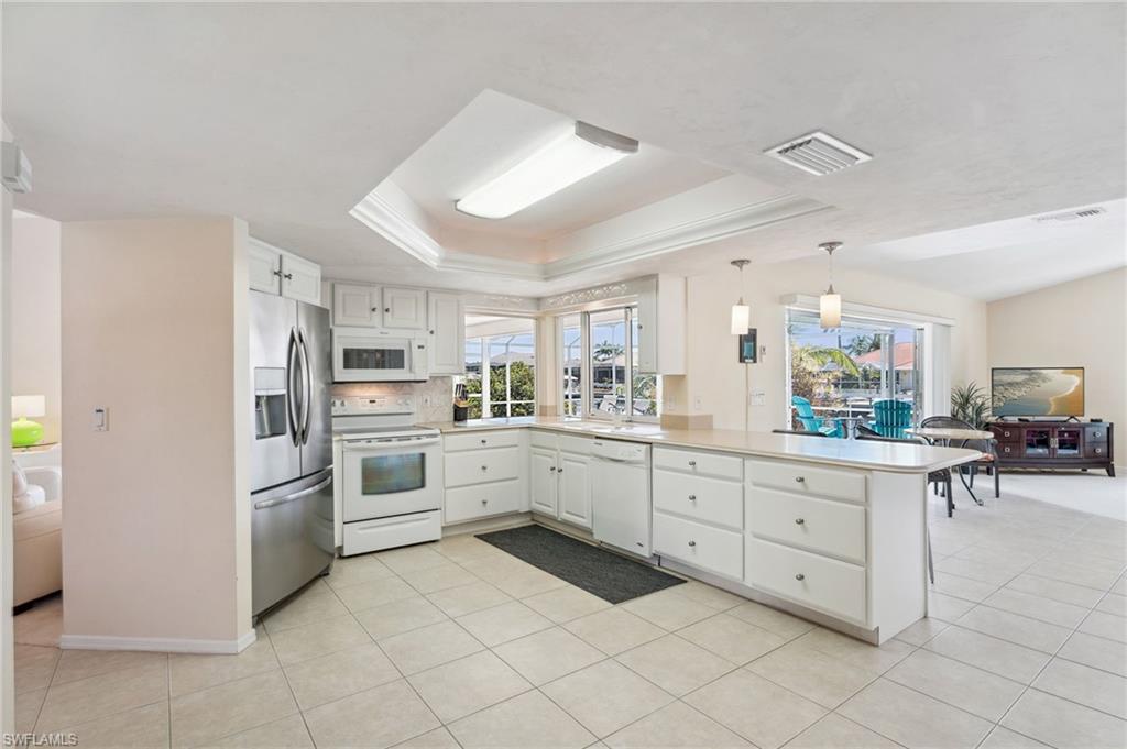 2122 Sw 51st St Property Photo 12