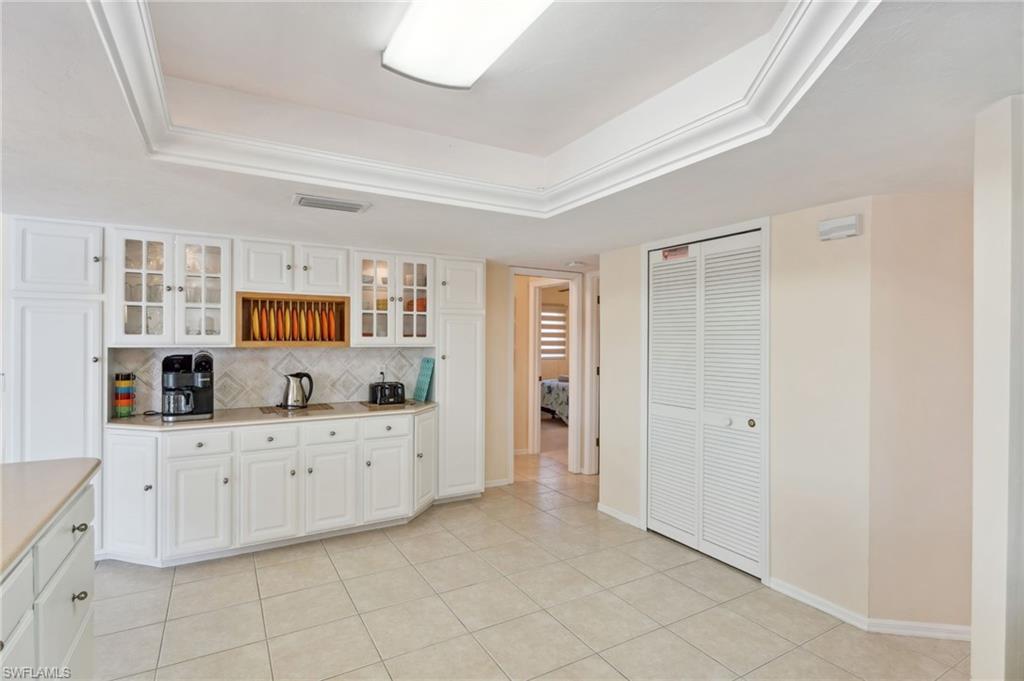2122 Sw 51st St Property Photo 15