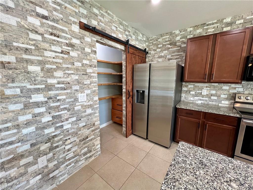 10293 Silver Pond Ln Property Photo 19