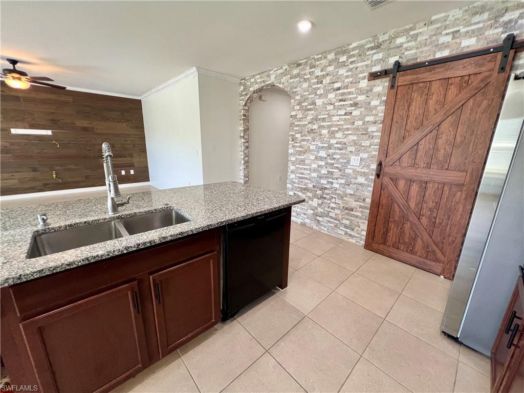 10293 Silver Pond Ln Property Photo 21