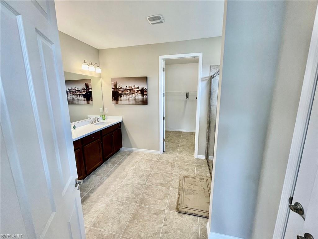 3040 Sw 22nd Pl Property Photo 17
