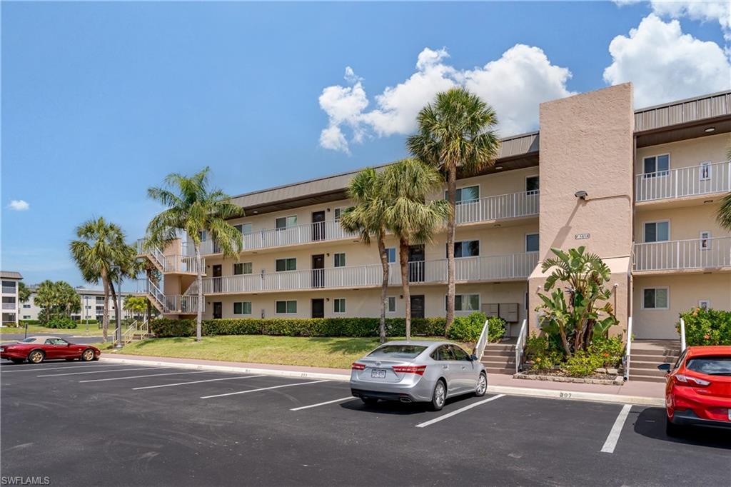 1014 Manatee Rd # F102 Property Photo 1