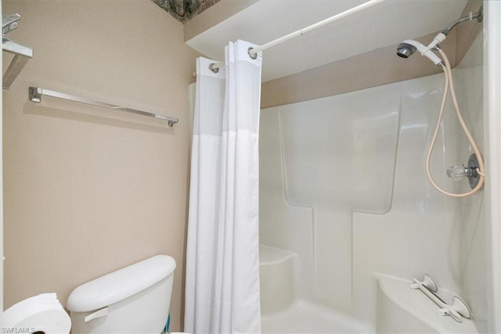 721 Mardel Dr # 602 Property Photo 17