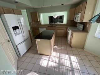 2806 Aintree Ln # H102 Property Photo 4