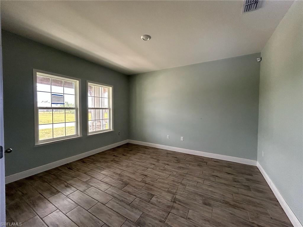 1913 Nw Embers Ter Property Photo 2
