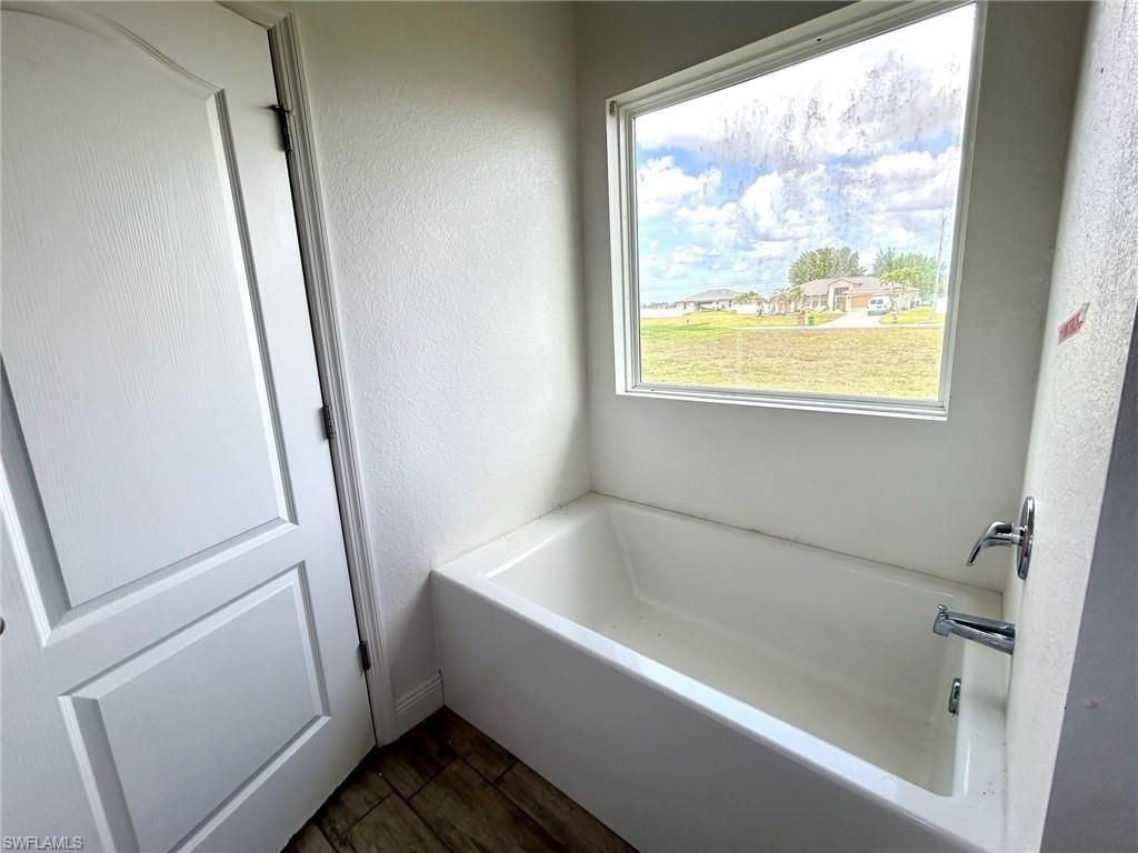 1913 Nw Embers Ter Property Photo 11