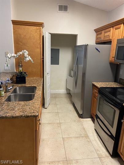 2214 Arbour Walk Cir # 2023 Property Photo 10