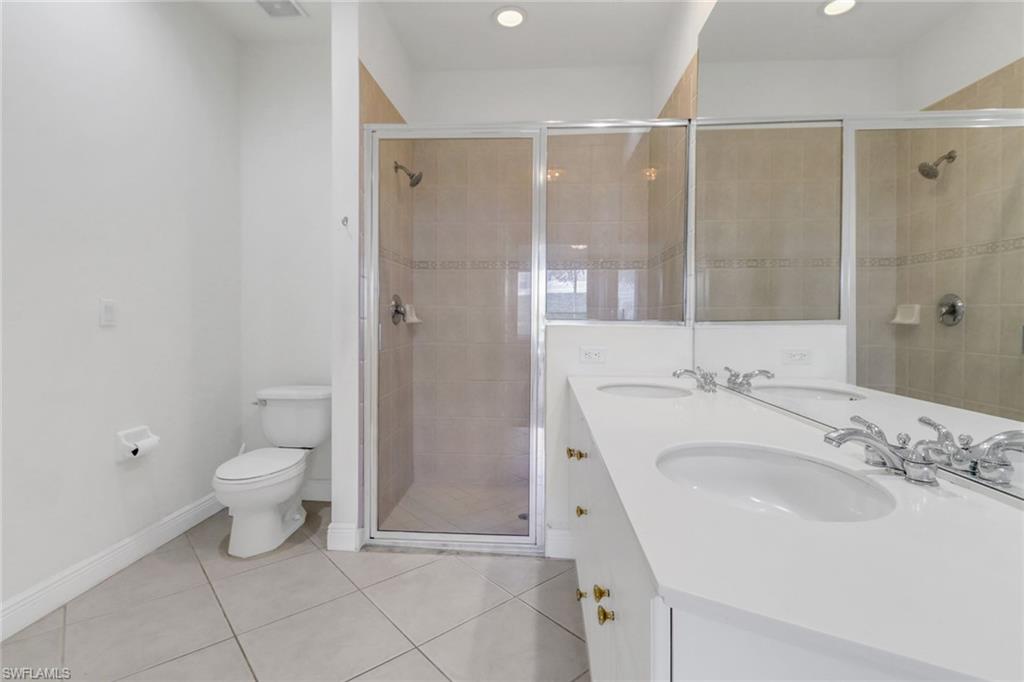 1370 Sweetwater Cv # 101 Property Photo 18