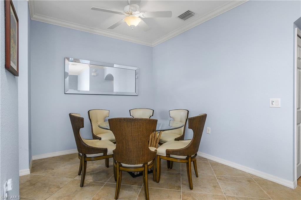 9719 Acqua Ct # 241 Property Photo 11