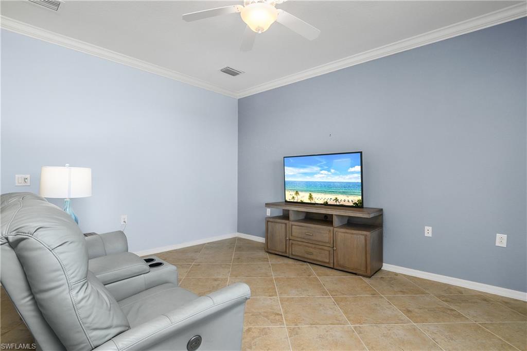 9719 Acqua Ct # 241 Property Photo 16