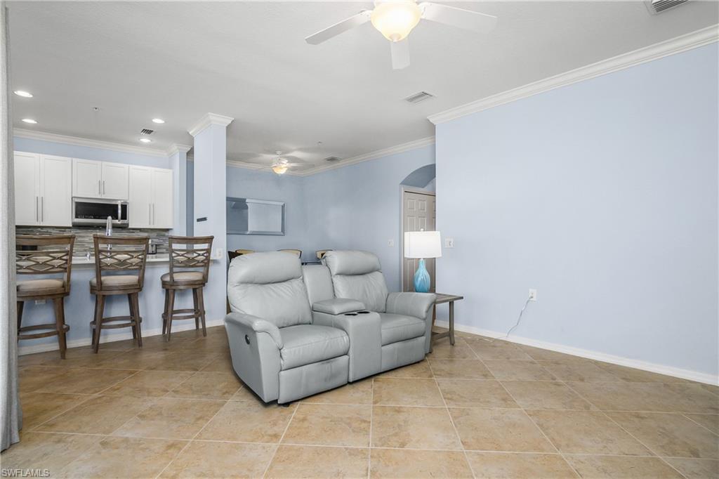 9719 Acqua Ct # 241 Property Photo 17