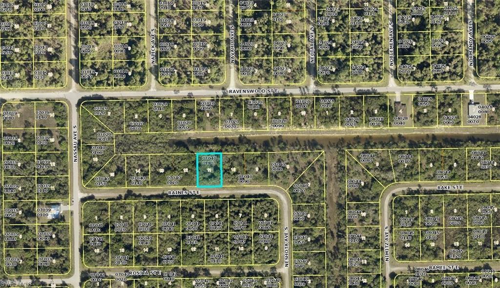 1219 Raines St E Property Photo 2