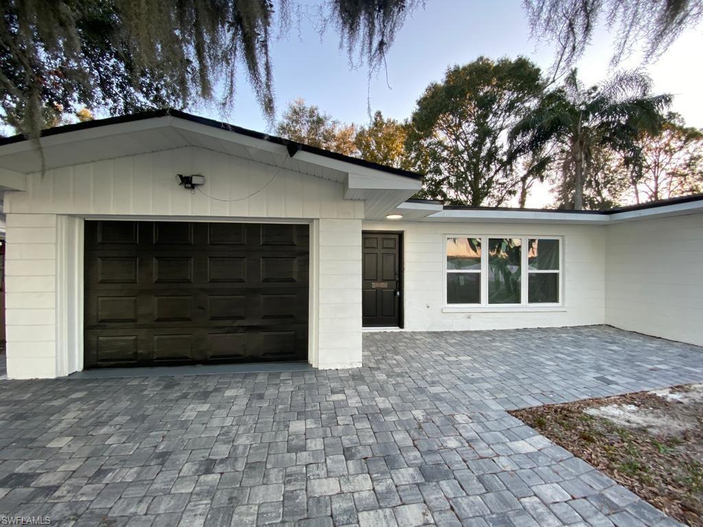 1204 Lake Elbert Dr Se Property Photo 2