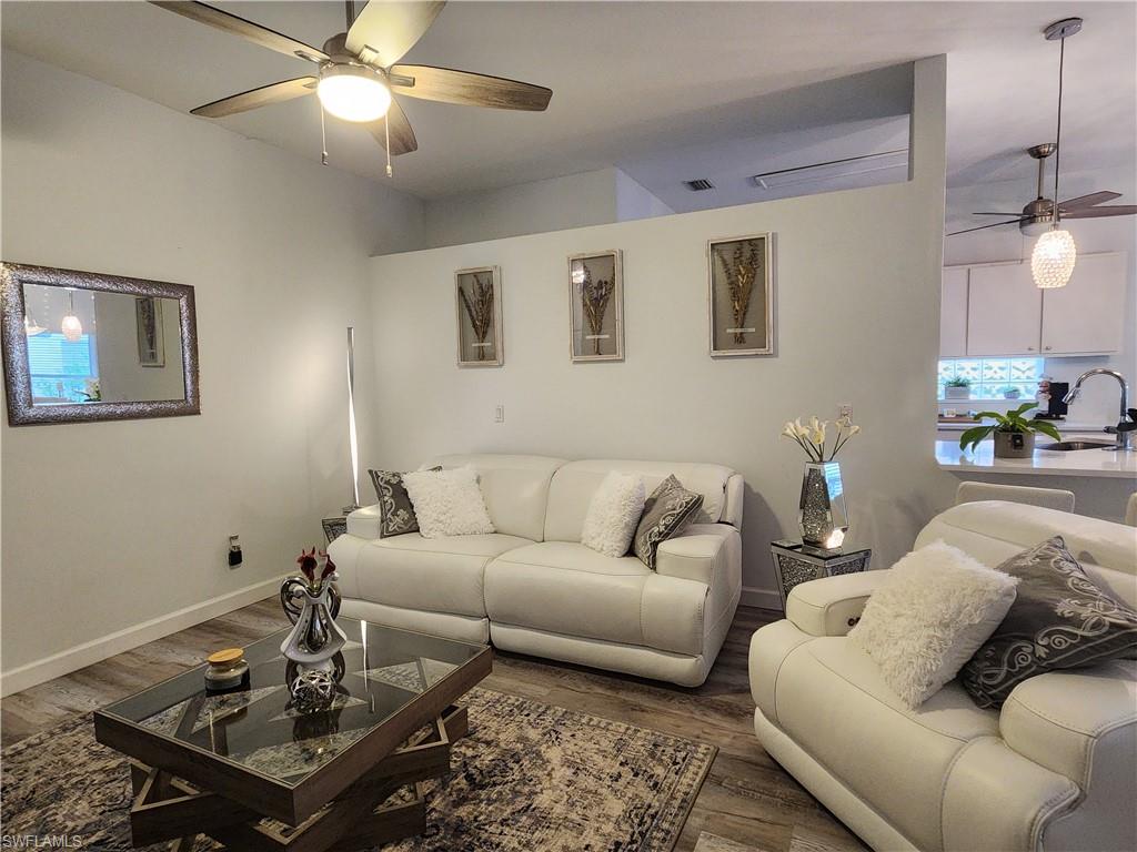 10700 Aqua Surf Ct Property Photo 5