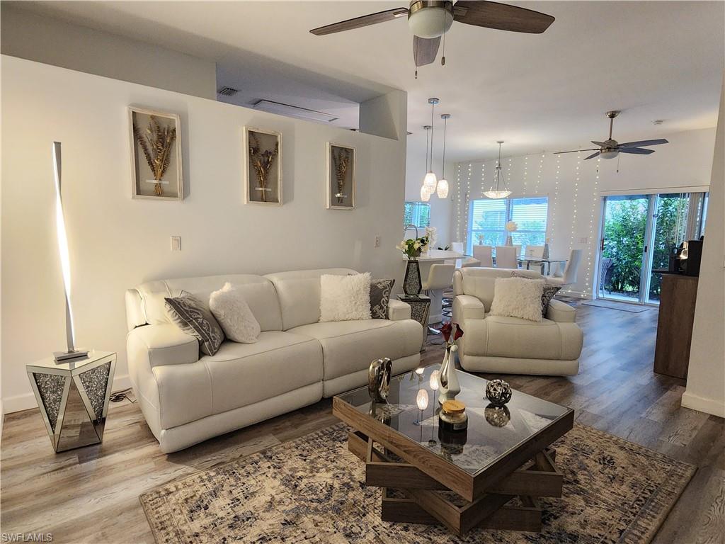 10700 Aqua Surf Ct Property Photo 6