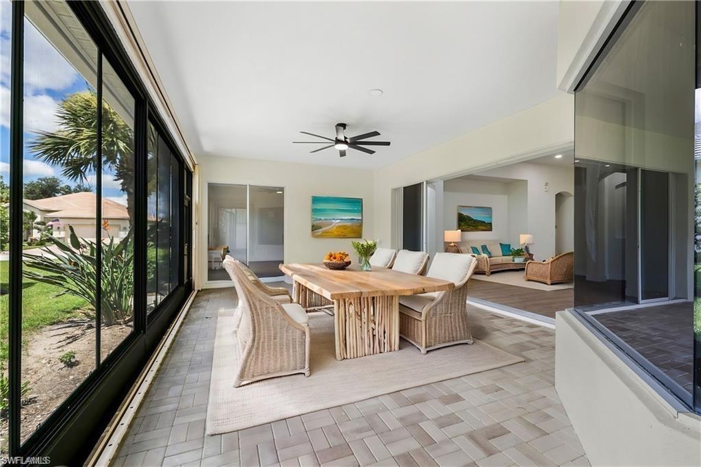 11001 Sea Tropic Ln Property Photo 6