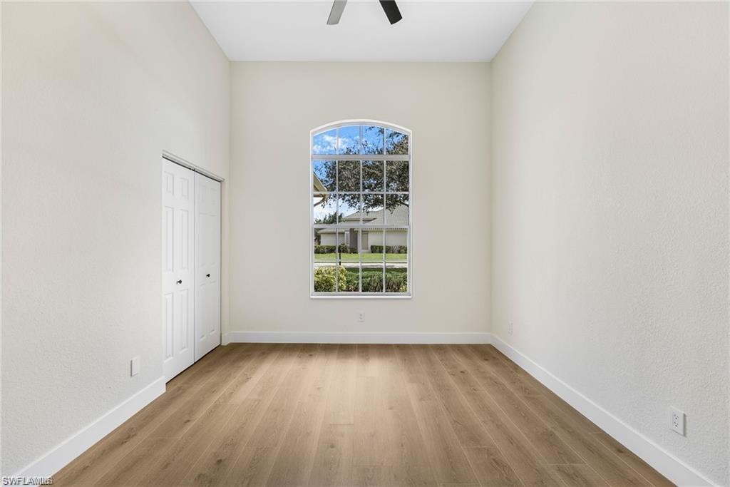11001 Sea Tropic Ln Property Photo 14