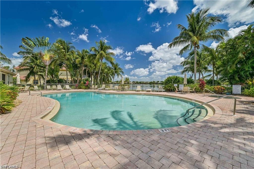 11001 Sea Tropic Ln Property Photo 23
