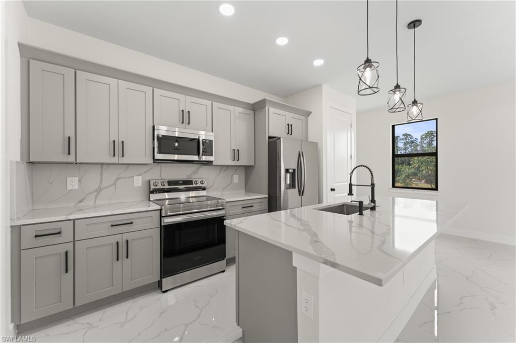 5327 Beauty St Property Photo 13