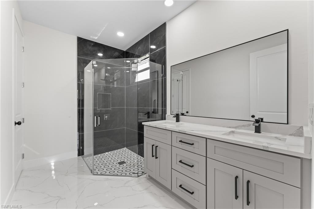 5327 Beauty St Property Photo 23