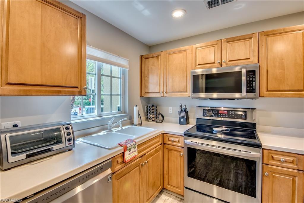9470 Ivy Brook Run # 803 Property Photo 6