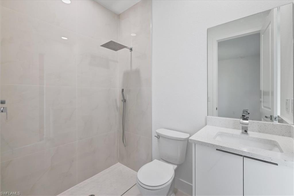820 Ashland St E Property Photo 29