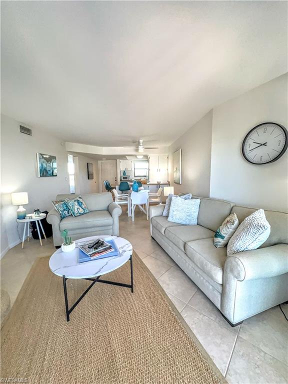 995 Anglers Cv # N404 Property Photo 8